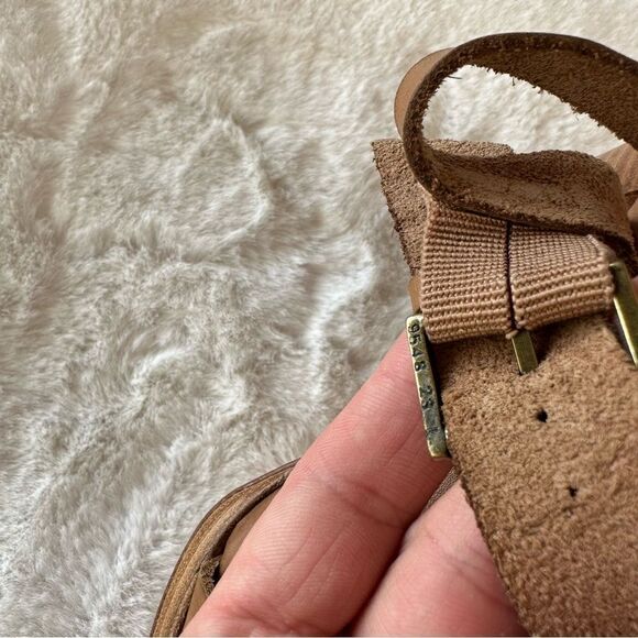 Boden brown strappy heels - Picture 7 of 9